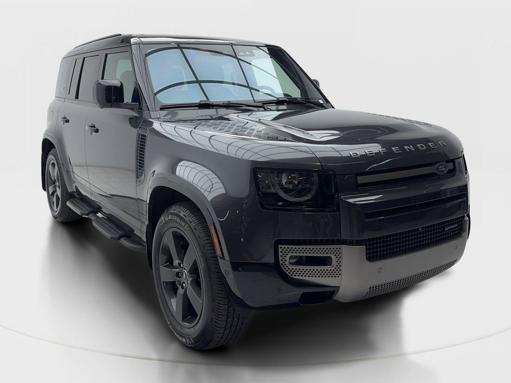 Used 2022 Land Rover Defender 110 X-Dynamic SE AWD/4WD image 2