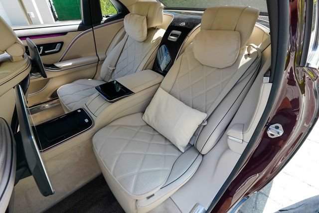 Used 2023 Mercedes-Benz Maybach S 580 4MATIC image 75