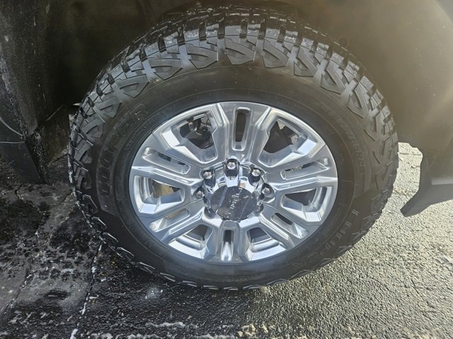 Used 2022 GMC Sierra 3500 Denali image 27