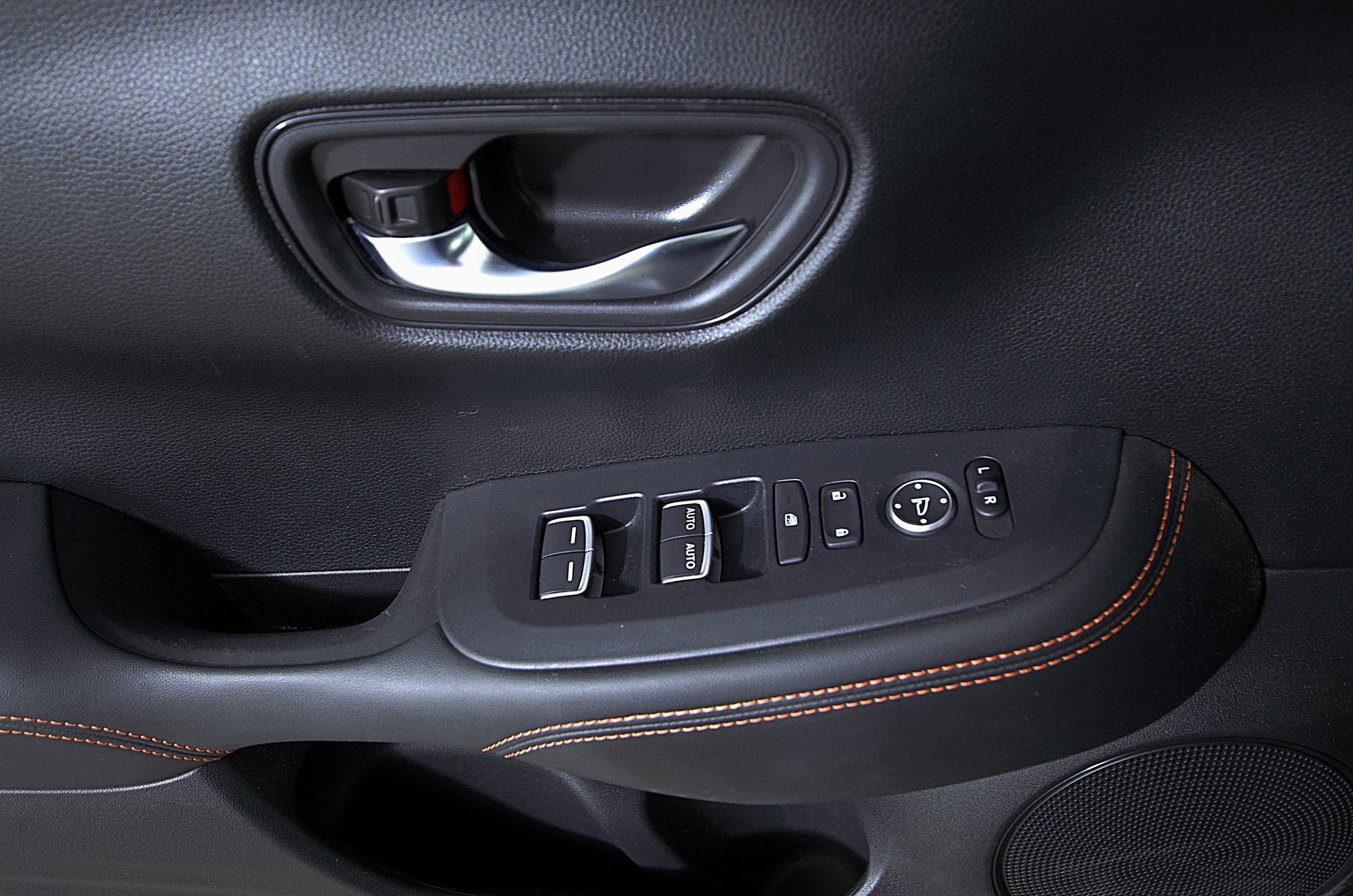 Used 2023 Honda HR-V Sport image 17