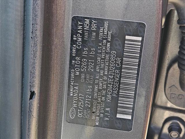 Used 2018 Genesis G80 3.8 RWD image 15