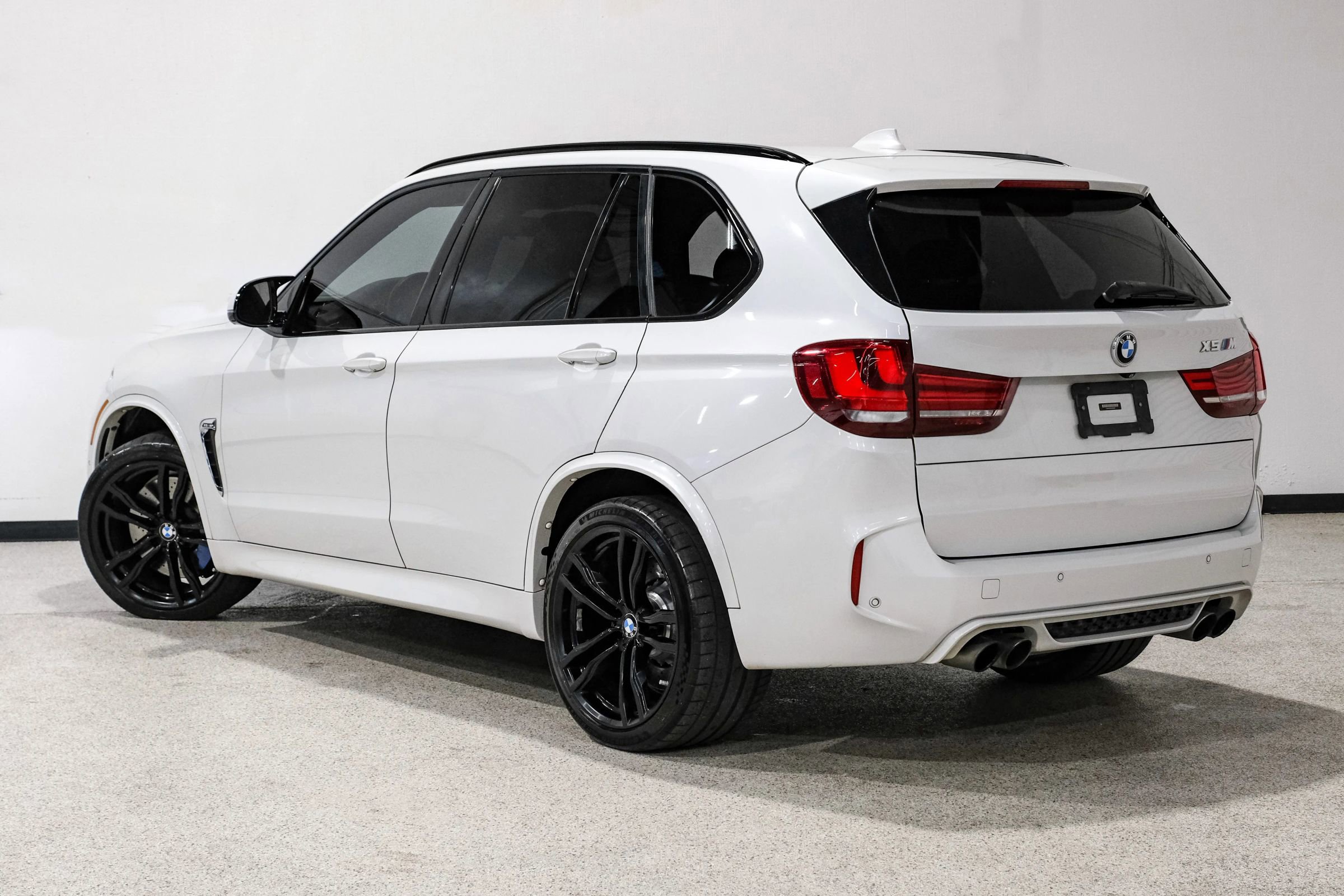 Used 2018 BMW X5 M image 7