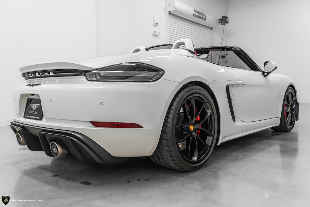 Used 2020 Porsche 718 Boxster Spyder RWD image 23