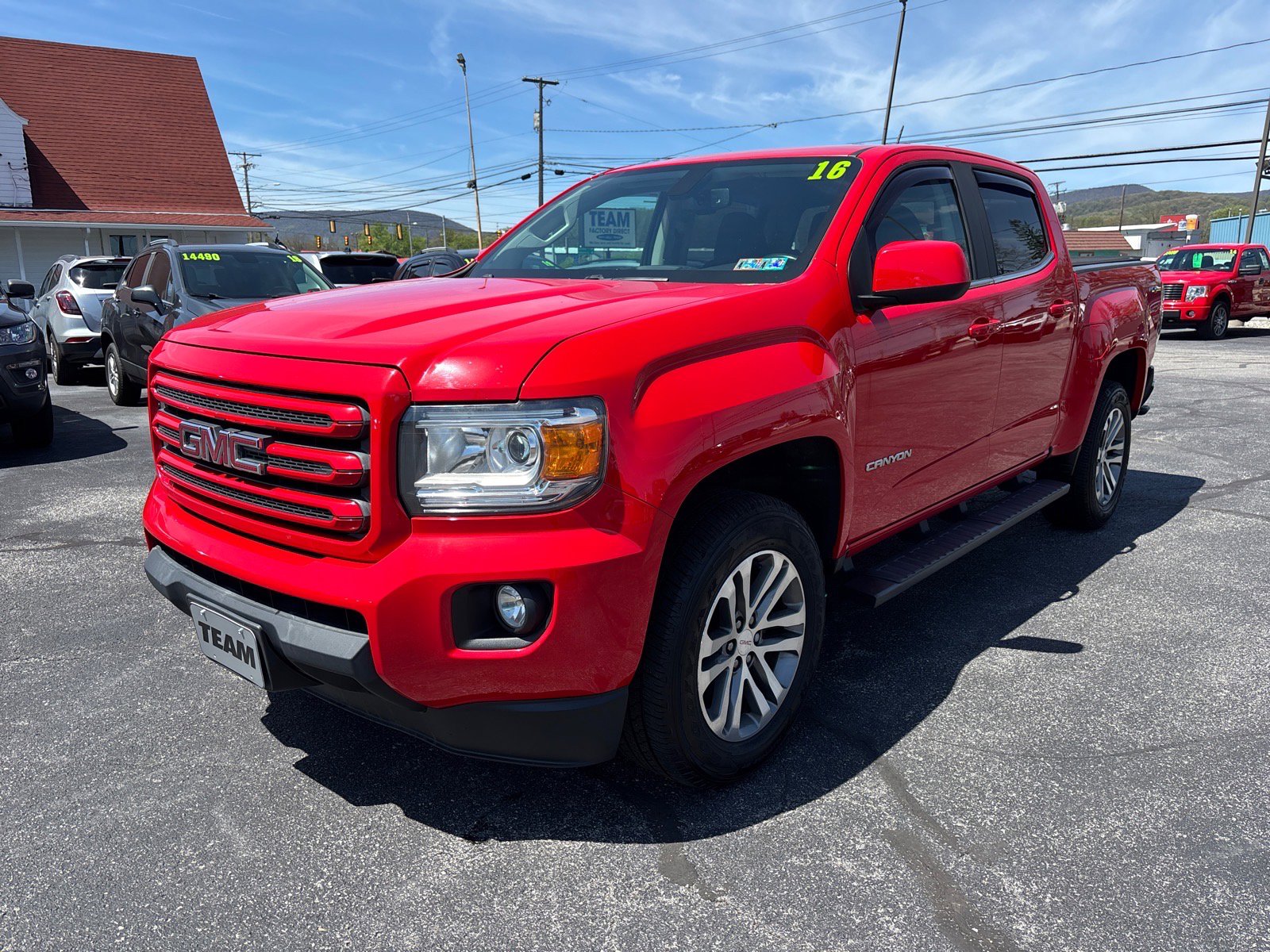 Used 2016 GMC Canyon SLE w/ SLE Convenience Package AWD/4WD image 3