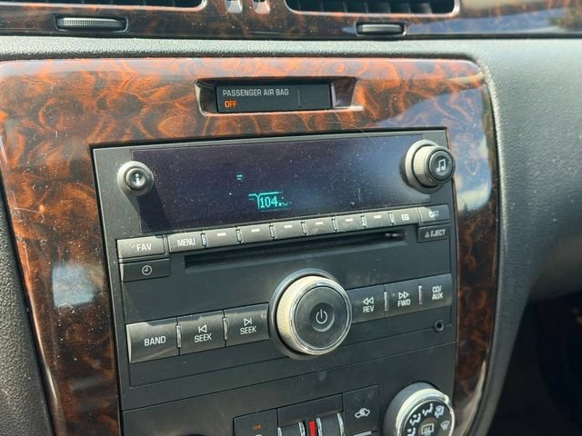 Used 2012 Chevrolet Impala LT w/ LT Sunroof Package FWD image 10