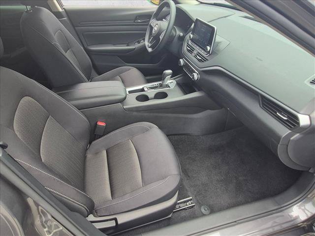 Certified 2025 Nissan Altima 2.5 S FWD image 19