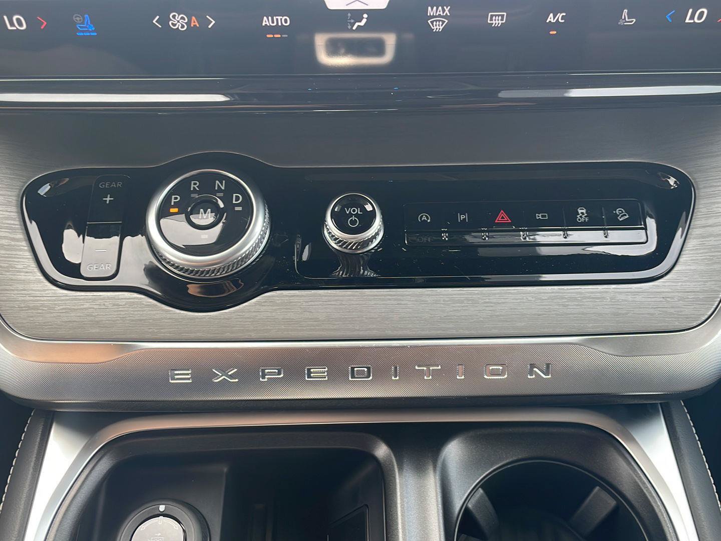 New 2027 Ford Expedition Max Platinum w/ Driver's Package AWD/4WD image 20