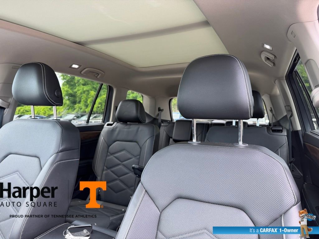 Used 2024 Volkswagen Atlas SE w/ Panoramic Sunroof Package AWD/4WD image 12