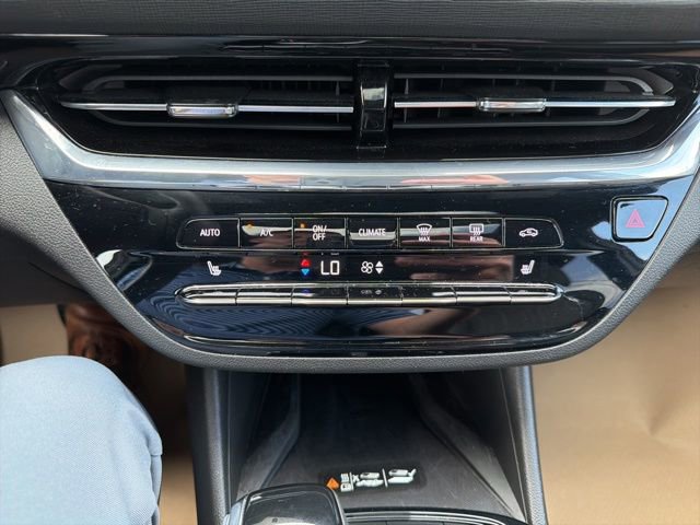 Used 2025 Buick Envista Avenir FWD image 23