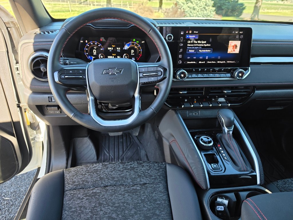 Used 2024 Chevrolet Colorado Z71 w/ Z71 Convenience Package 2 image 12