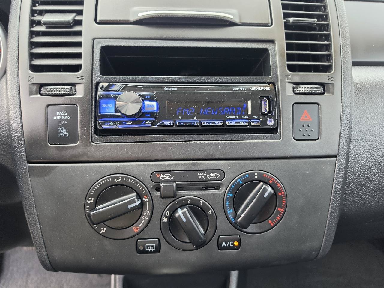 Used 2011 Nissan Versa Sedan FWD image 17