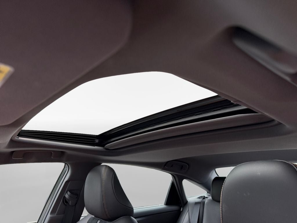 Certified 2021 Toyota Avalon XSE FWD image 25
