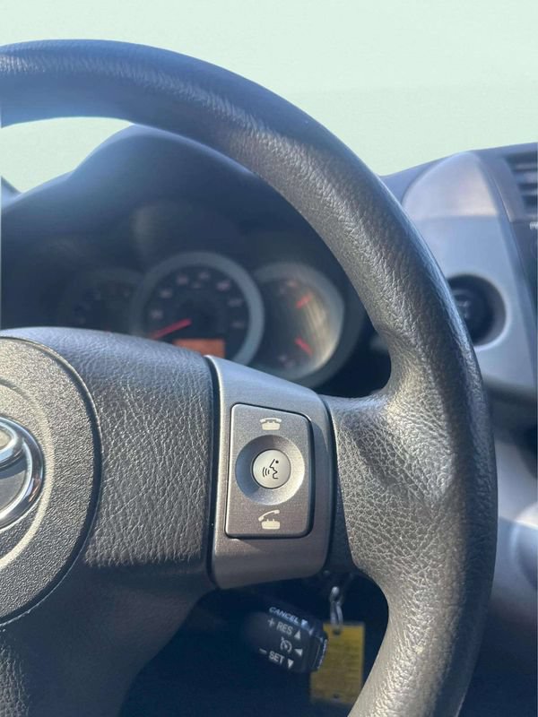Used 2006 Toyota RAV4 Sport FWD image 26