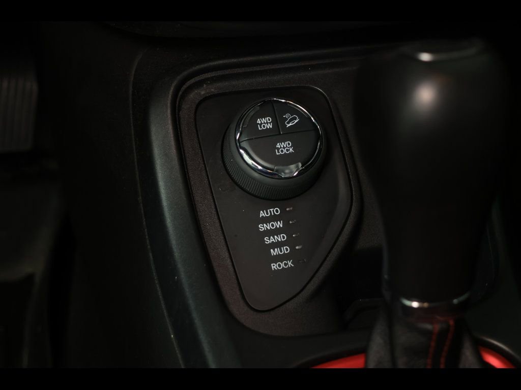 Used 2021 Jeep Compass Trailhawk w/ Sun and Sound Group image 13