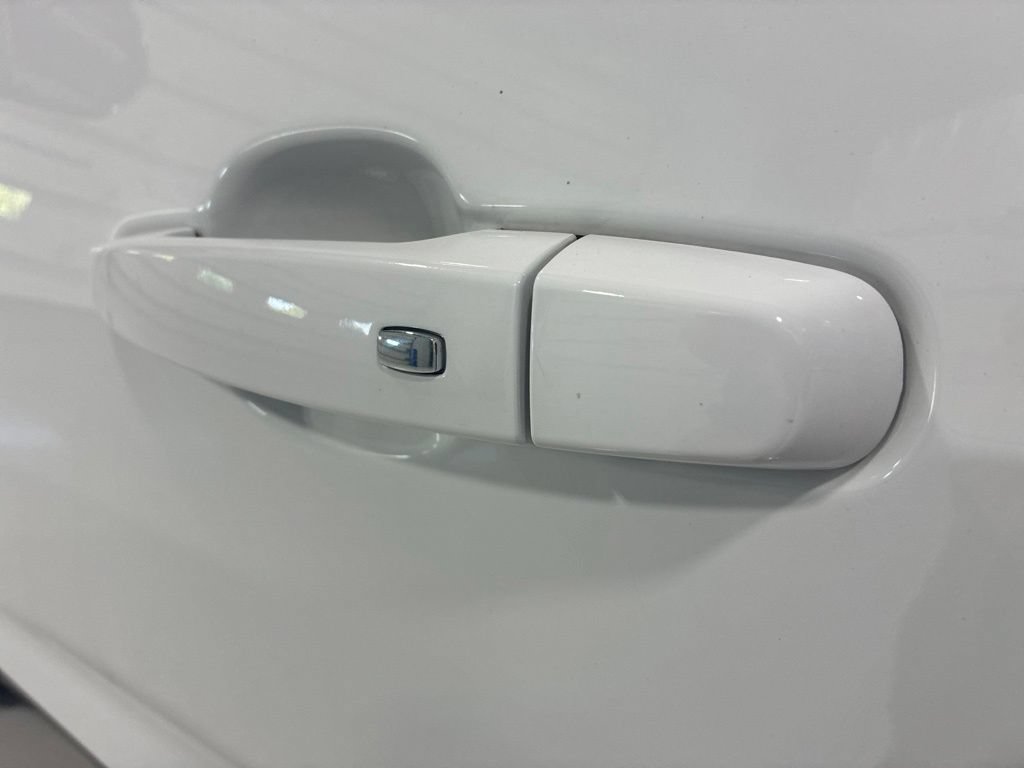 Used 2024 Chevrolet Blazer LT w/ Convenience Package FWD image 11