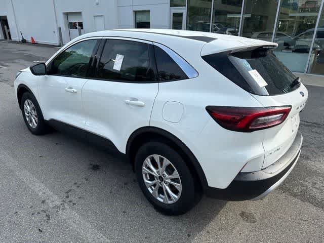 Used 2023 Ford Escape Active AWD/4WD image 8