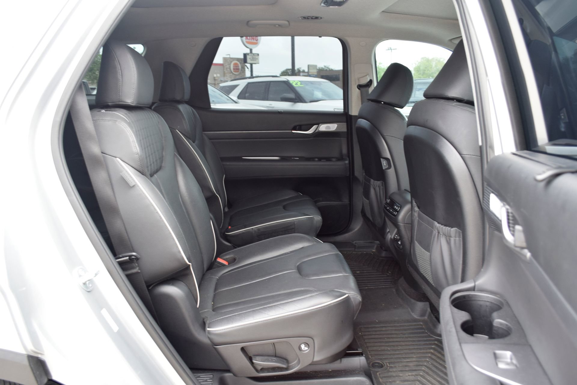 Used 2023 Hyundai Palisade Limited image 24