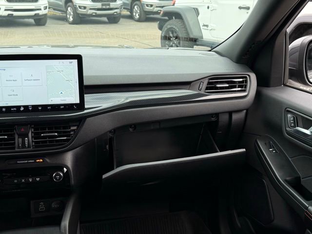 Certified 2024 Ford Escape ST-Line Select w/ Tech Pack #1 image 31