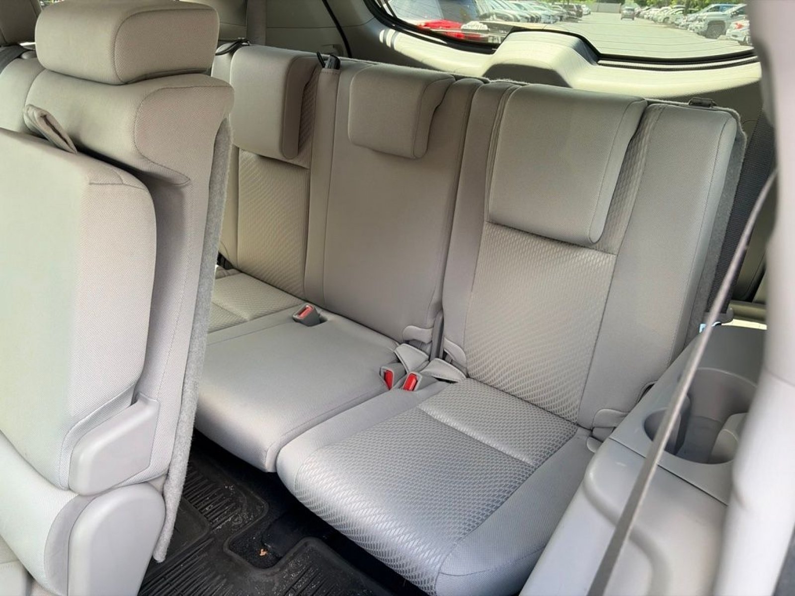 Used 2016 Toyota Highlander LE AWD/4WD image 20