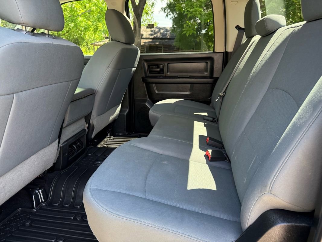Used 2017 RAM 1500 Express w/ Express Value Package AWD/4WD image 29