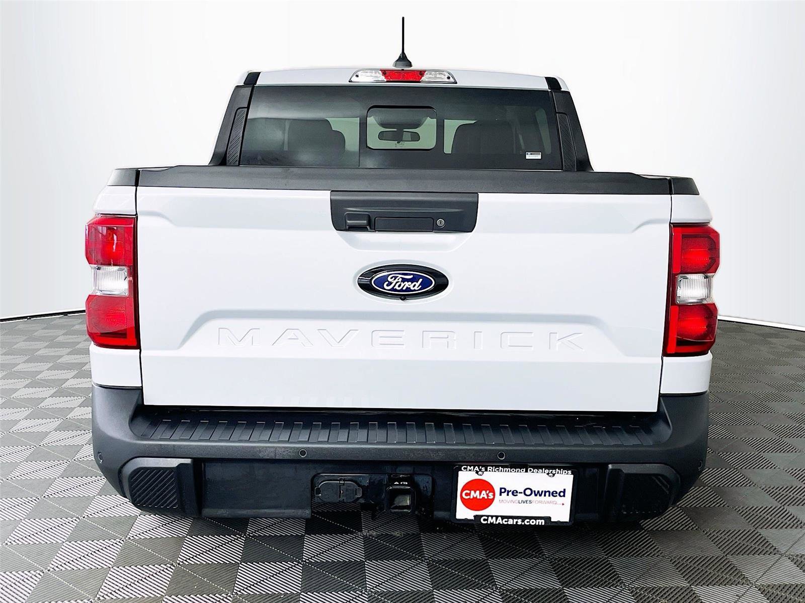 Used 2025 Ford Maverick Lariat w/ 4K Tow Package image 7