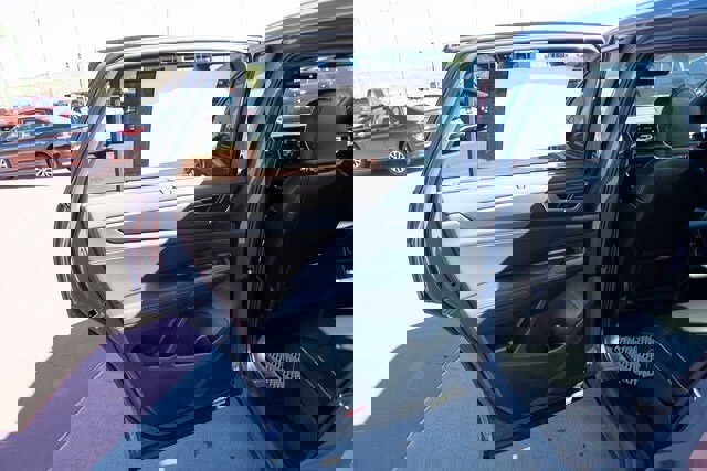 New 2026 Volkswagen Atlas Cross Sport SEL Premium R-Line image 12