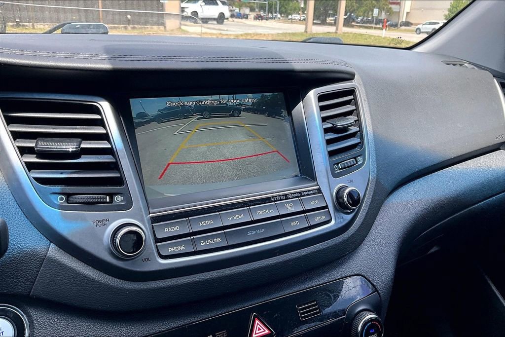 Used 2017 Hyundai Tucson SE Plus AWD/4WD image 12