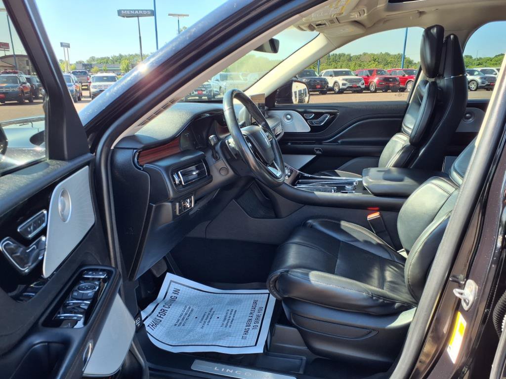 Used 2022 Lincoln Aviator Reserve w/ Equipment Group 201A AWD/4WD image 10
