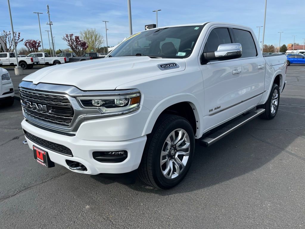 Used 2024 RAM 1500 Limited w/ Body Color Bumper Group image 3