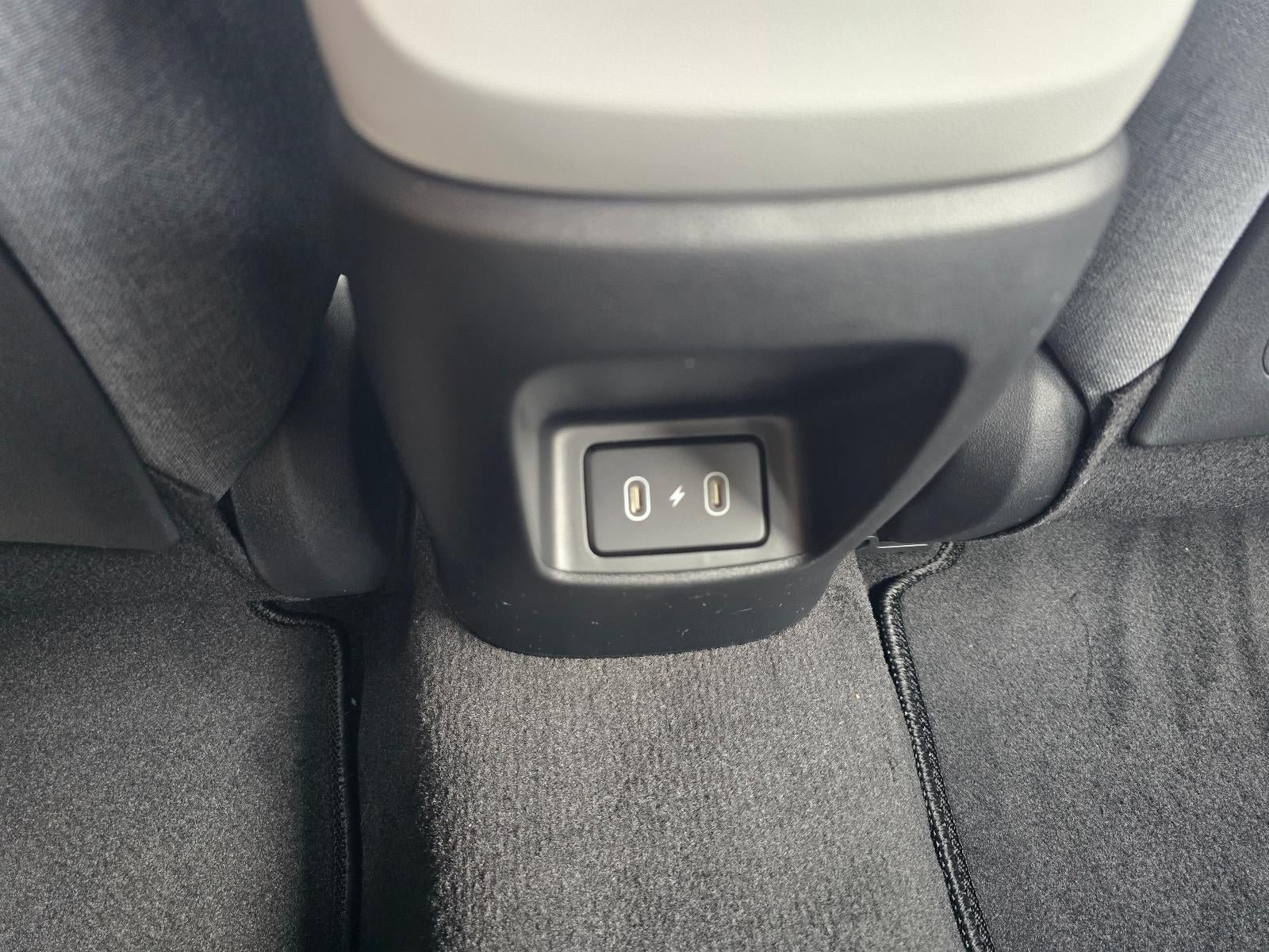 New 2026 Hyundai Elantra Limited FWD image 24
