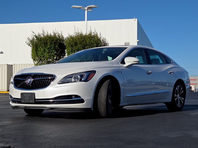 Certified 2017 Buick LaCrosse Premium w/ Driver Confidence Package #2 AWD/4WD image 15