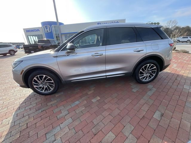 Used 2022 Lincoln Corsair FWD image 29