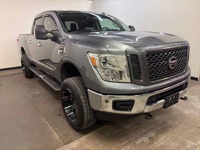 Used 2019 Nissan Titan SV w/ SV Convenience Package