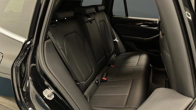 Used 2021 BMW X3 xDrive30i image 25