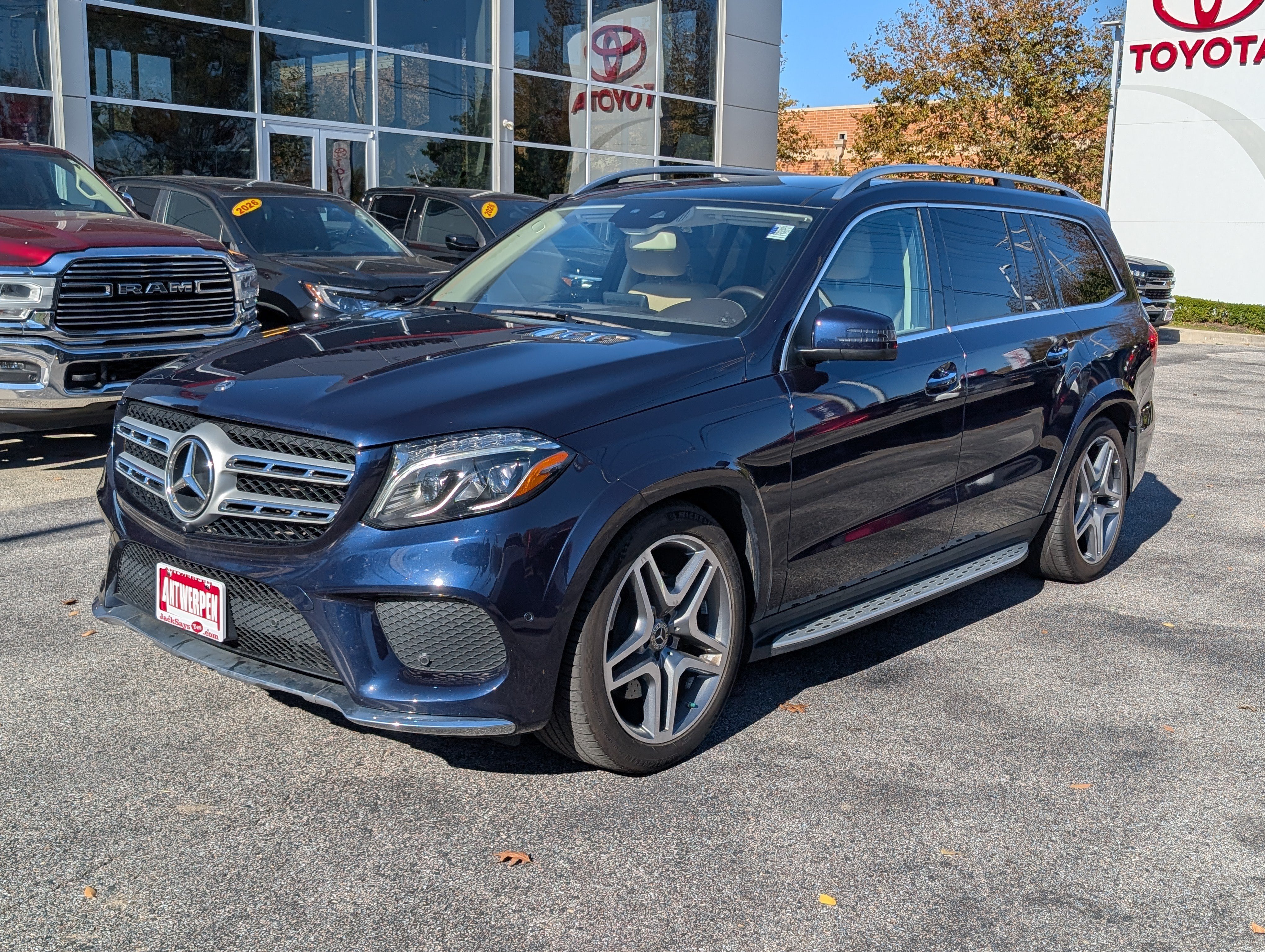 Used 2019 Mercedes-Benz GLS 550 4MATIC image 7
