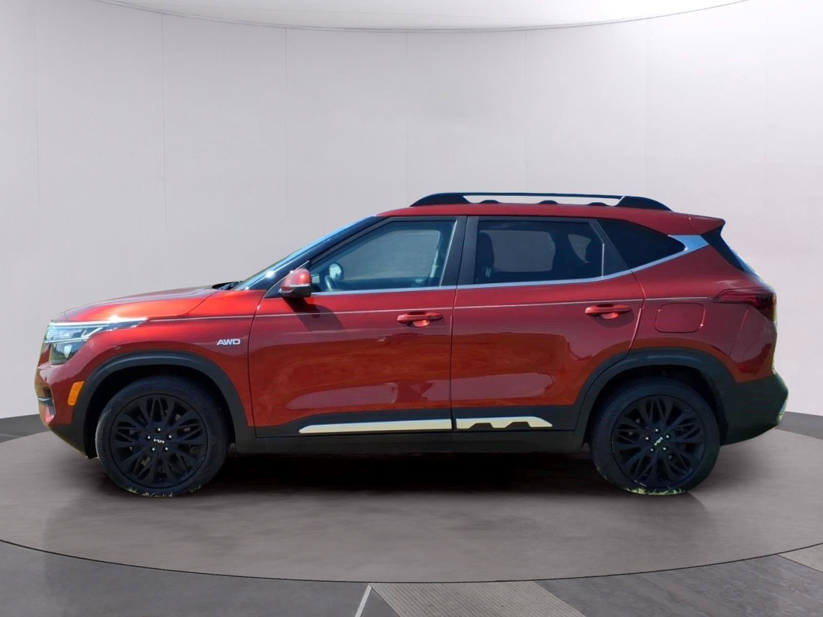 Used 2023 Kia Seltos Nightfall Edition AWD/4WD image 2