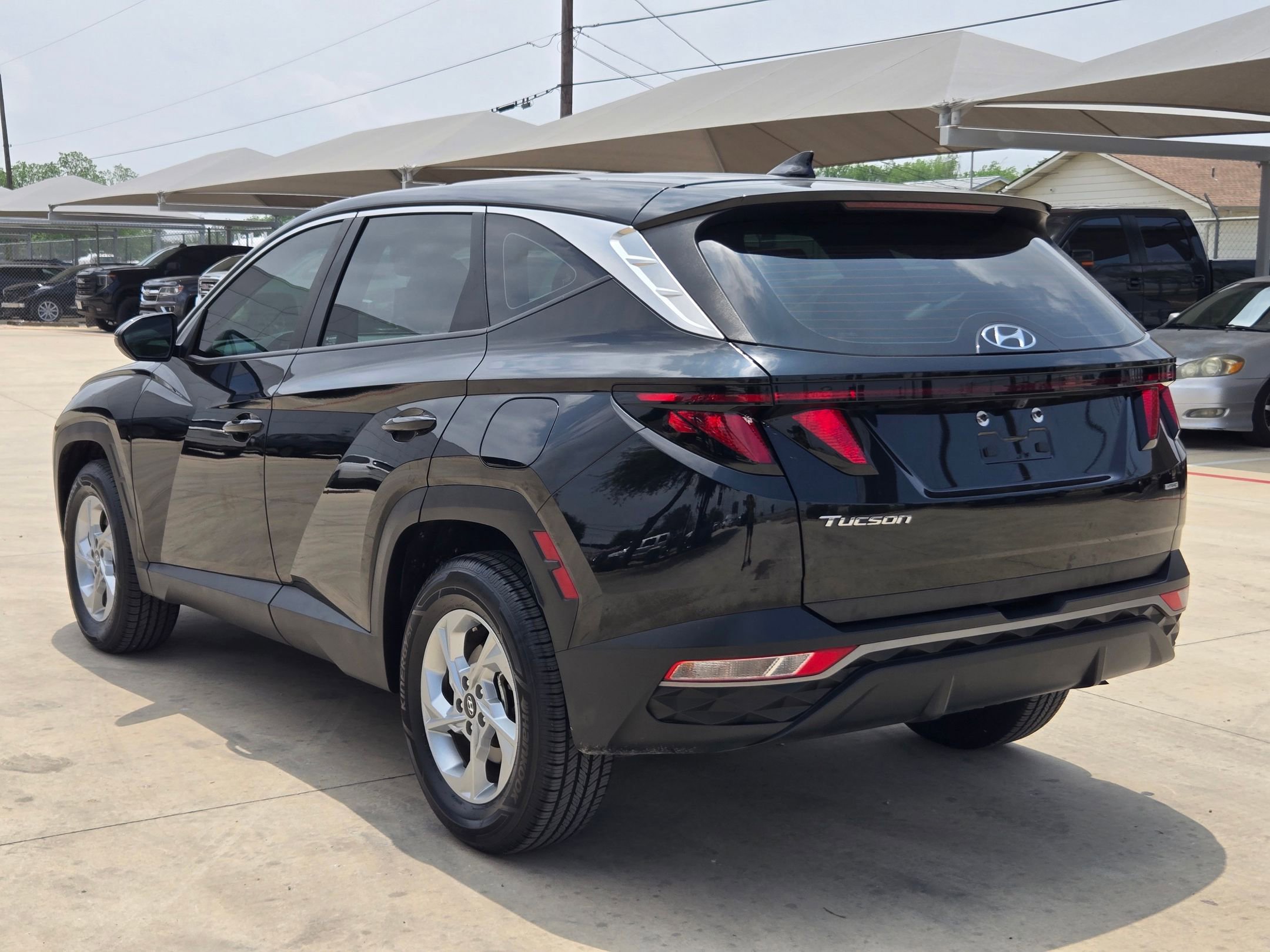 Used 2023 Hyundai Tucson SE AWD/4WD image 5