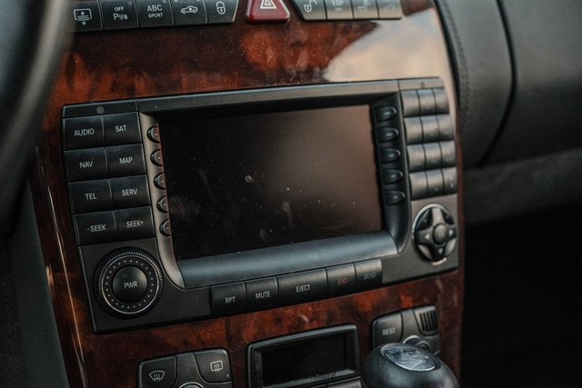 Used 2006 Mercedes-Benz CL 55 AMG image 41