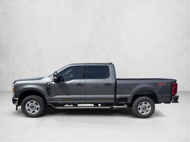 New 2026 Ford F250 XLT w/ FX4 Off-Road Package video 2