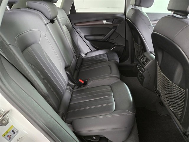 Used 2021 Audi Q5 2.0T Premium w/ Convenience Package image 21