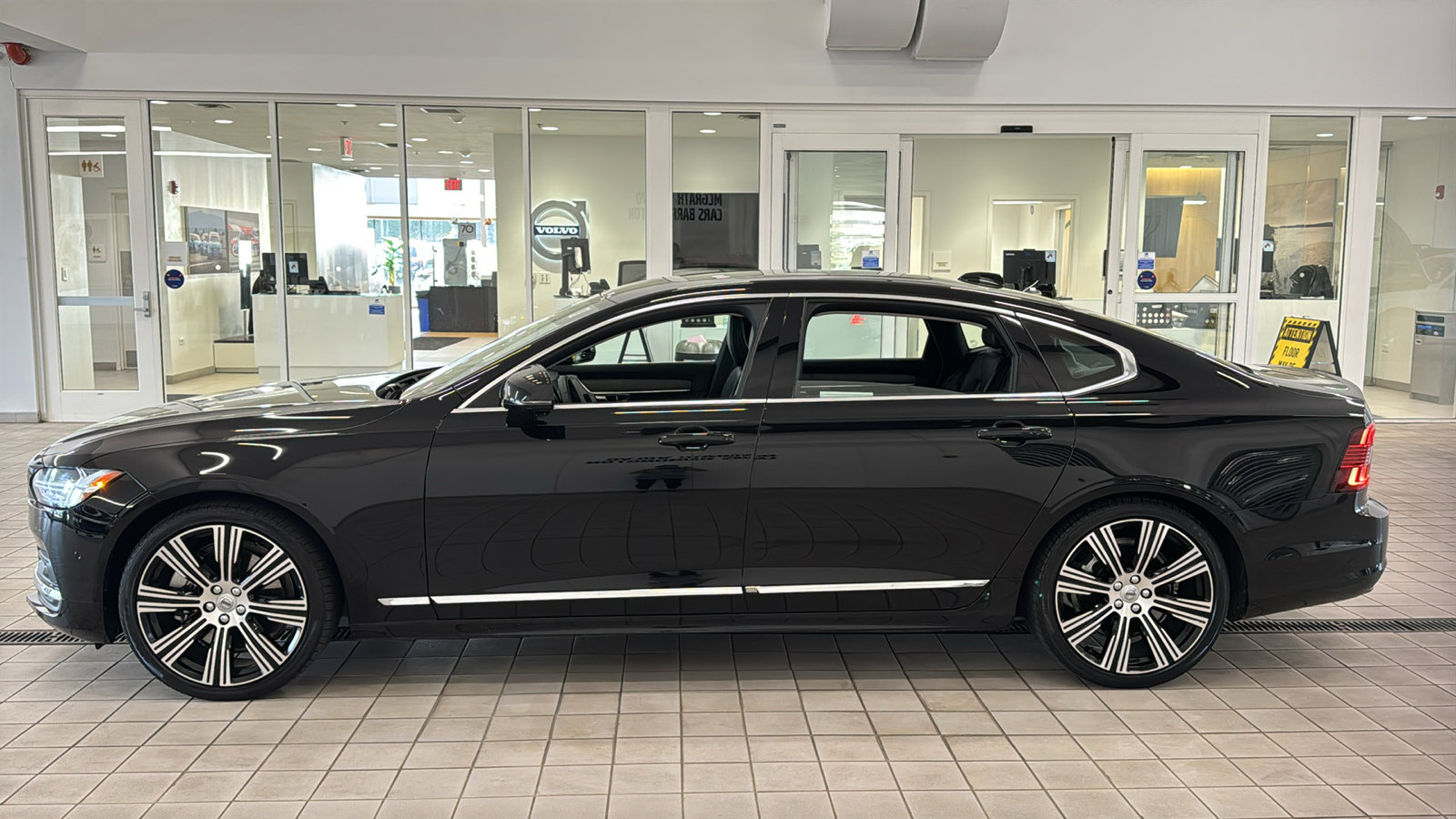 Used 2023 Volvo S90 B6 Ultimate w/ Lounge Package AWD/4WD image 8