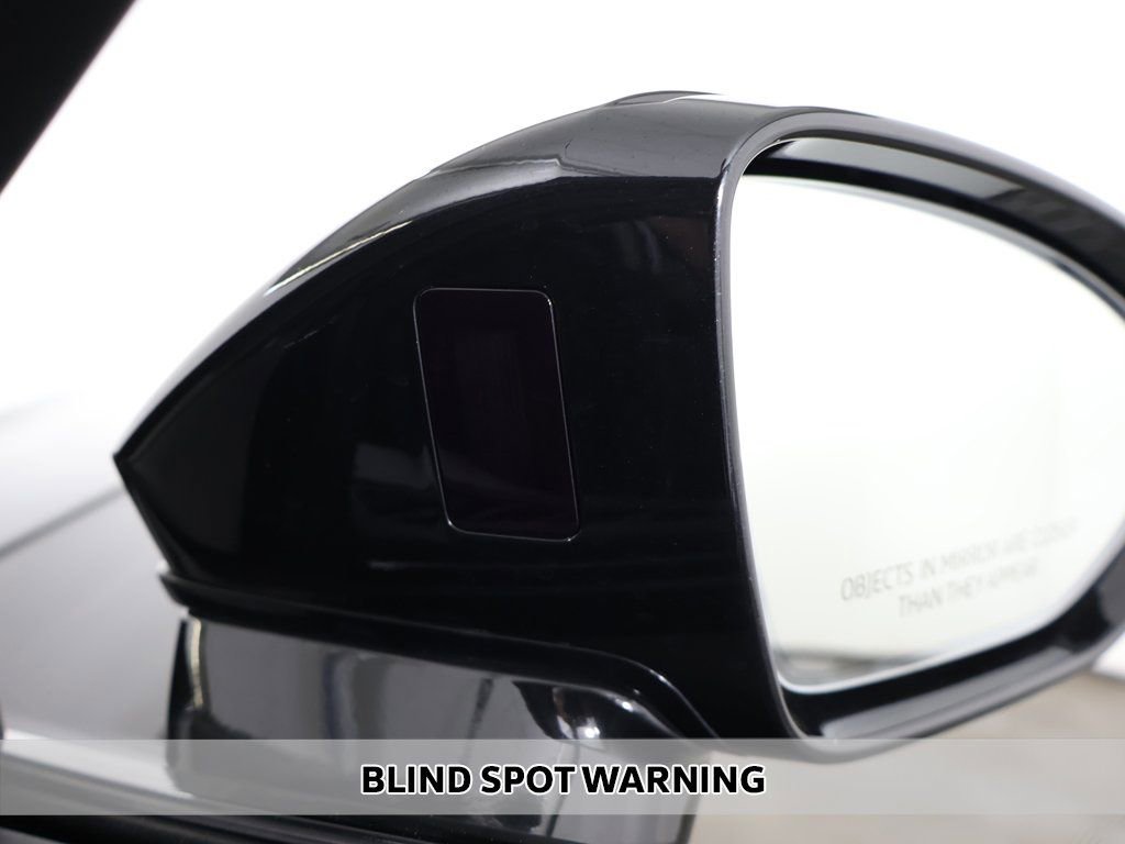 Used 2022 Audi A8 L 3.0T w/ Executive Package image 7