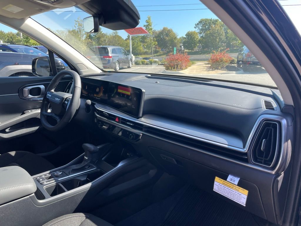 New 2026 Kia Sorento LX image 28