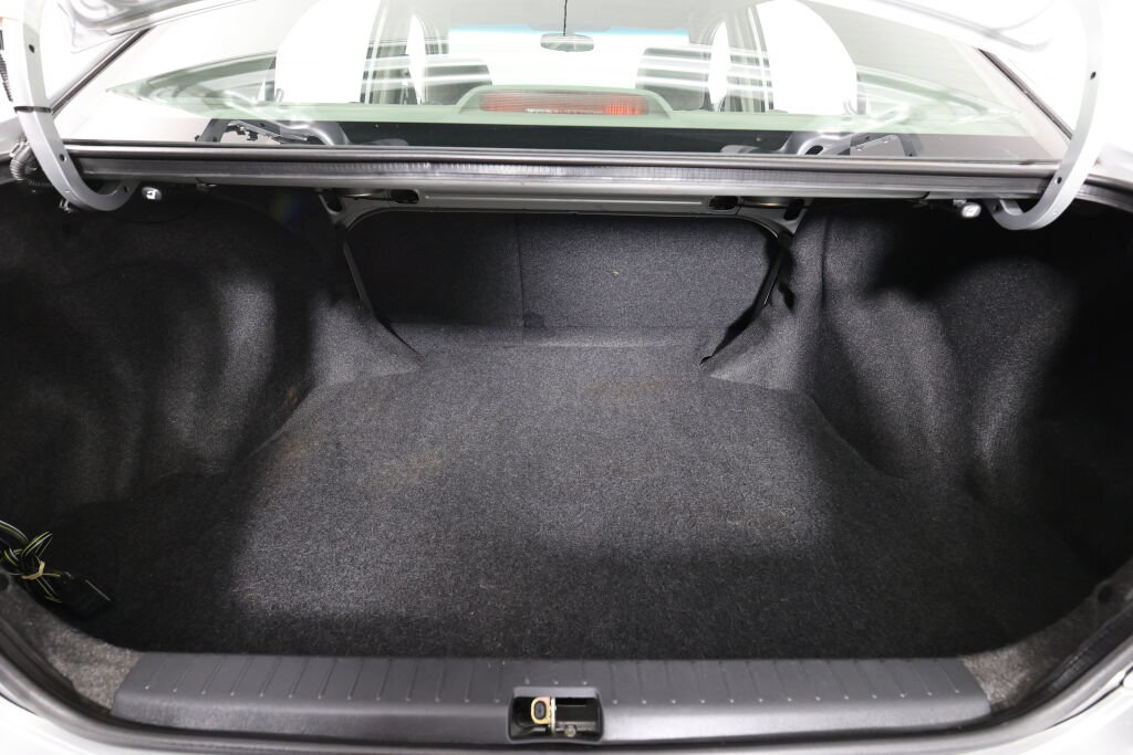 Used 2005 Toyota Corolla LE FWD image 18