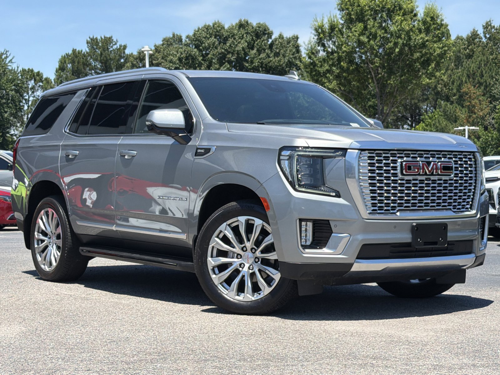 Used 2024 GMC Yukon Denali w/ Max Trailering Package AWD/4WD image 2
