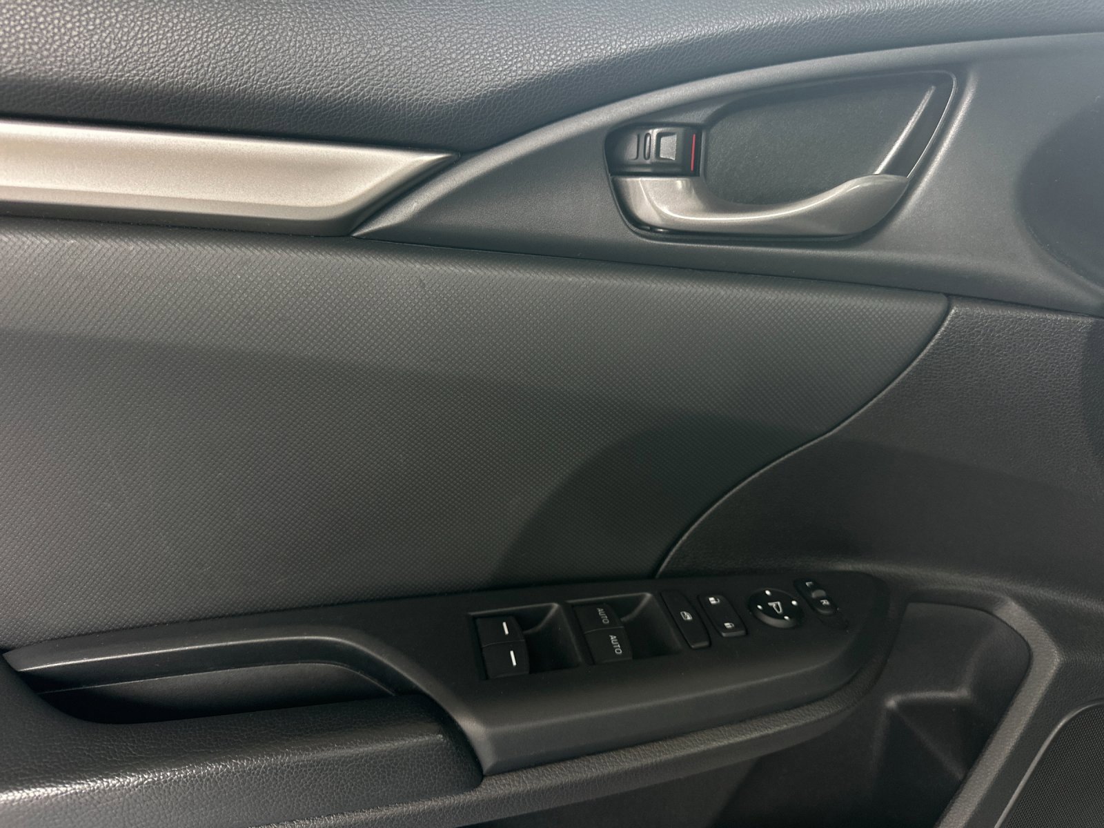 Used 2021 Honda Civic Sport image 10