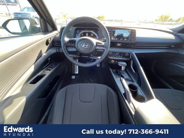 New 2025 Hyundai Elantra Sport image 14