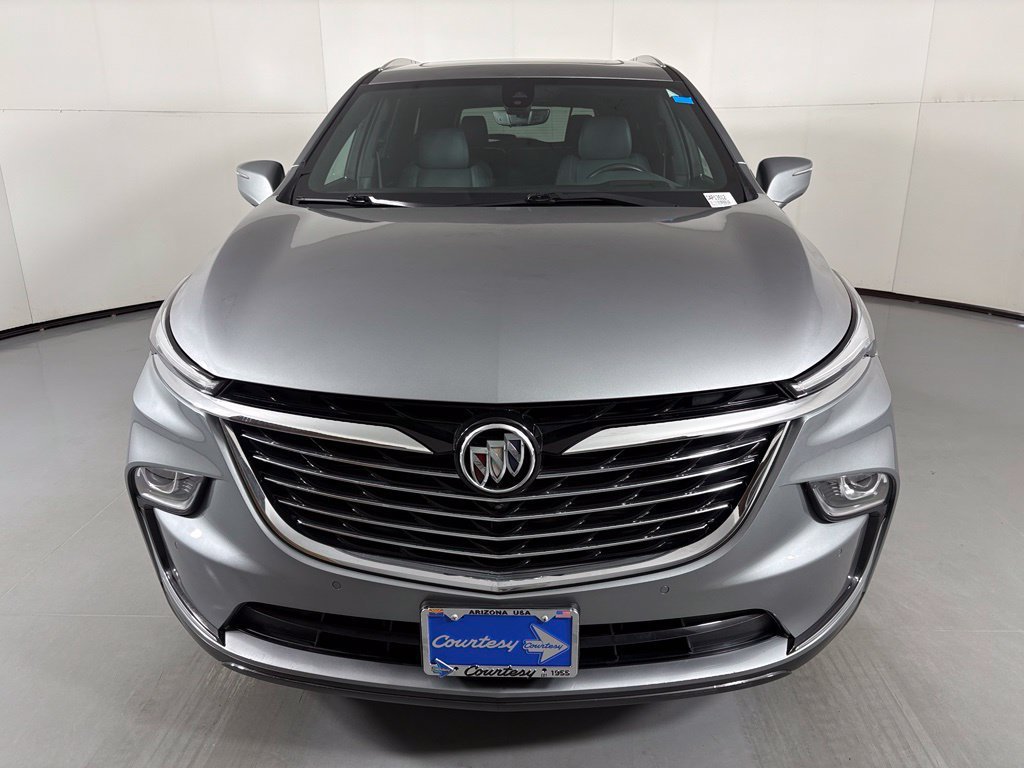 Used 2023 Buick Enclave Premium w/ Experience Buick Package FWD image 3