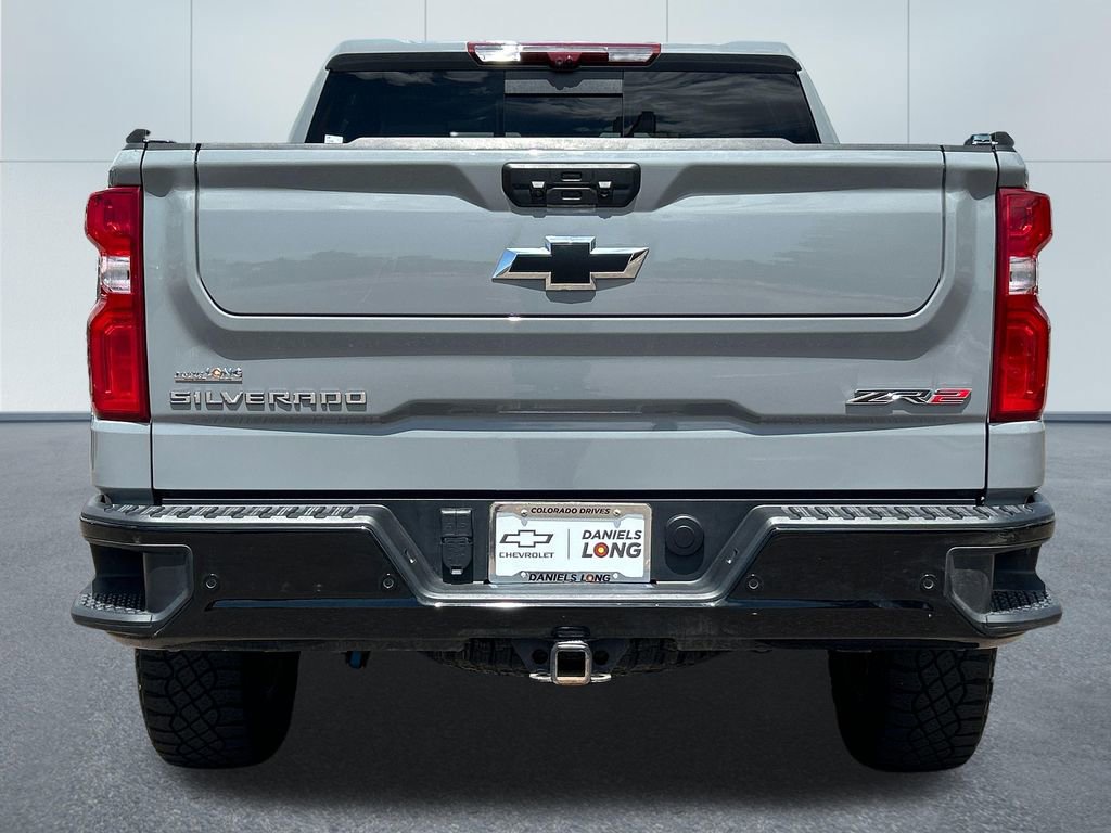 Used 2024 Chevrolet Silverado 1500 ZR2 w/ Technology Package AWD/4WD image 4