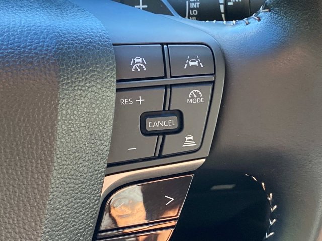Used 2025 Toyota Camry SE w/ Multimedia Upgrade Package FWD image 19